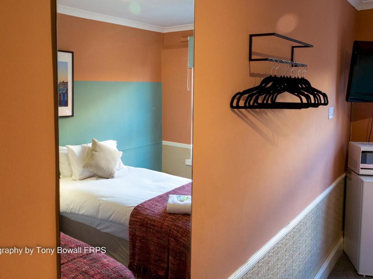 Pass The Keys Room 14 Twin The Blessed Elizabeth Boutique Suite Hove Exterior foto